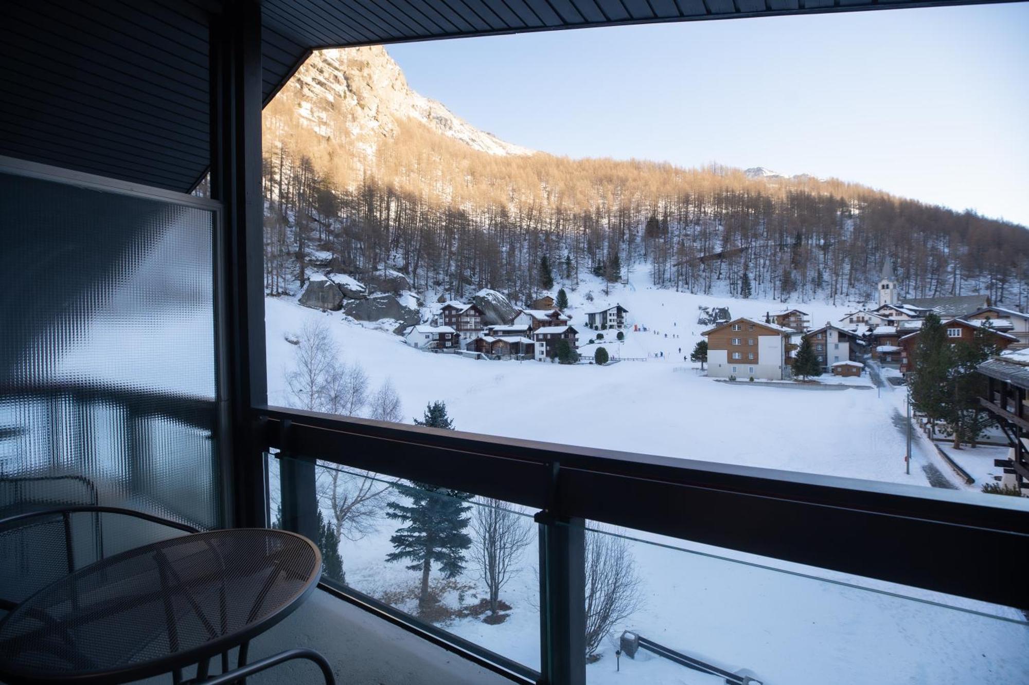 Hotel Alpenhof Saas-Almagell Exterior foto