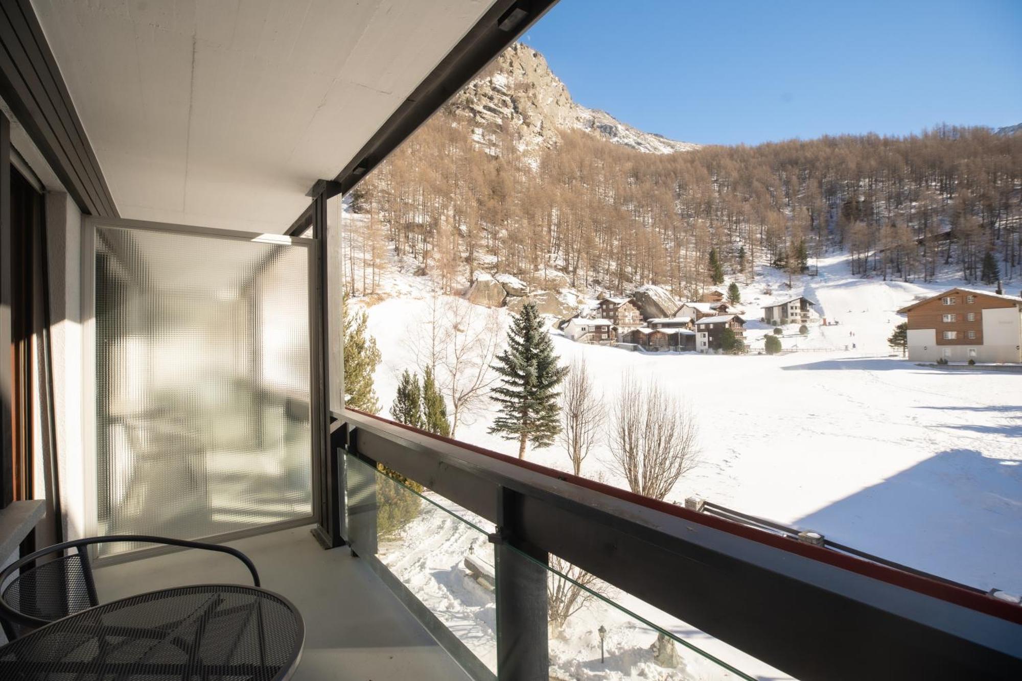 Hotel Alpenhof Saas-Almagell Exterior foto