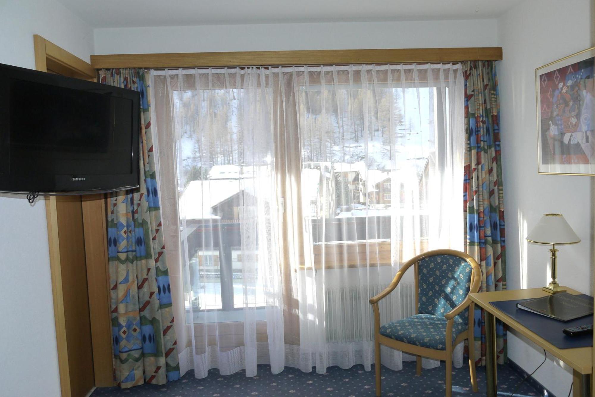 Hotel Alpenhof Saas-Almagell Cameră foto