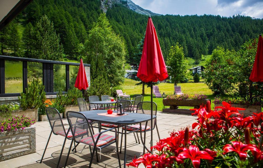 Hotel Alpenhof Saas-Almagell Exterior foto